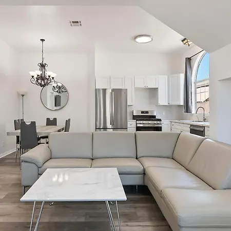 Spacious Private Gated Modern Loft Close To Universal Studio And Hollywood Los Angeles Exterior photo