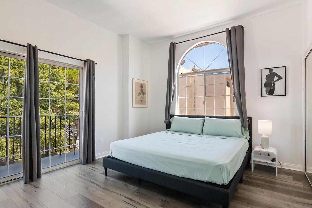 Spacious Private Gated Modern Loft Close To Universal And Hollywood Apartamento Los Ángeles